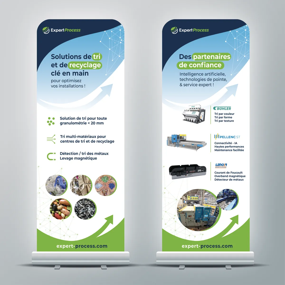 Deux roll-ups Expert Process côte à côte, un message par panneau, lisibles de loin